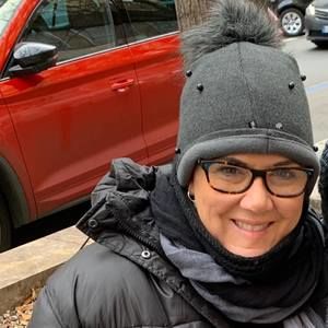 Meet your Posher, Karinda